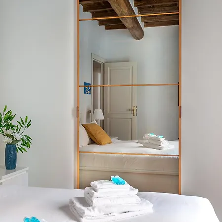 Iflat Classy & Spacious Near Campo De Fiori Apartament