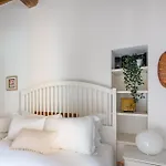 Apartment Iflat Classy & Spacious Near Campo De Fiori